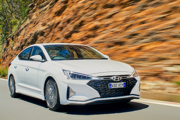 Hyundai-Elantra-Kazakhstan-June-2019